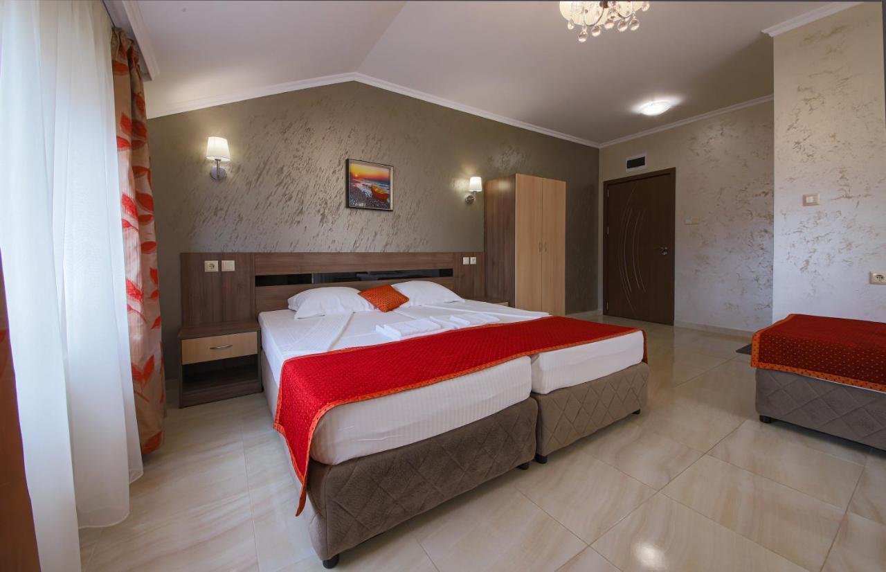 Guesthouse Phoenix オブゾー エクステリア 写真